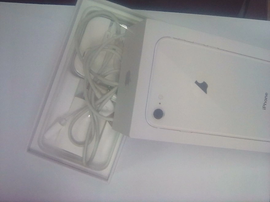 Смартфон Apple iPhone 8 256Gb