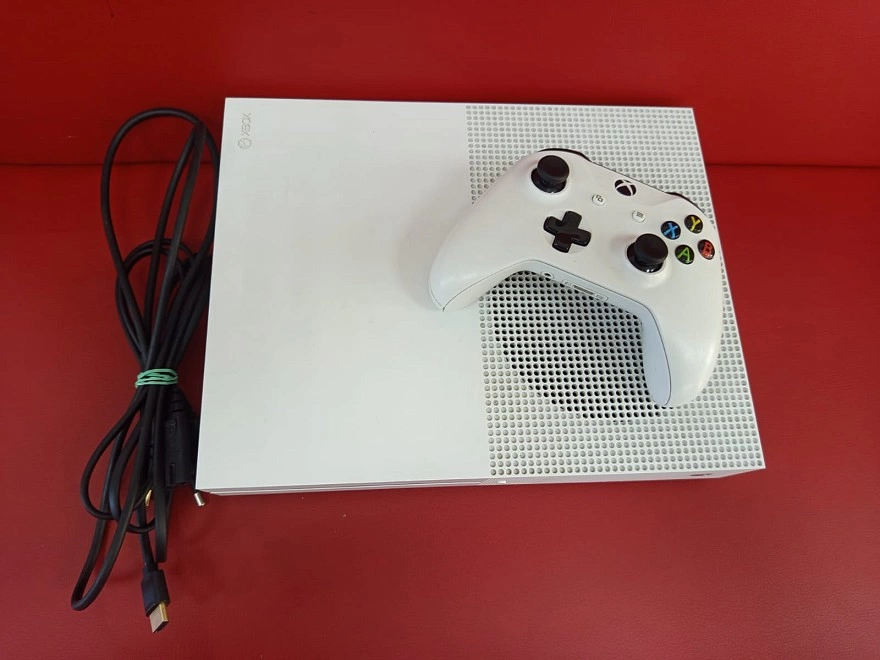 Игровая приставка Microsoft Xbox One S 1TB