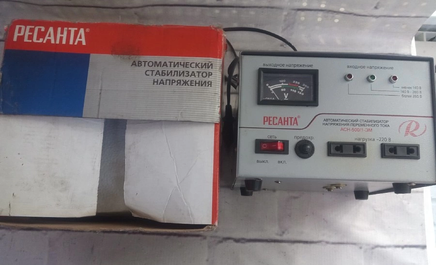 Стабилизатор напряжения Ресанта АСН-500/1-ЭМ