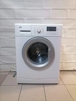 Стиральная машина Beko WKB51021PTMA