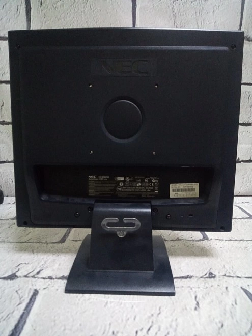 Монитор Nec AccuSync LCD72vm (17дюй) 76гц