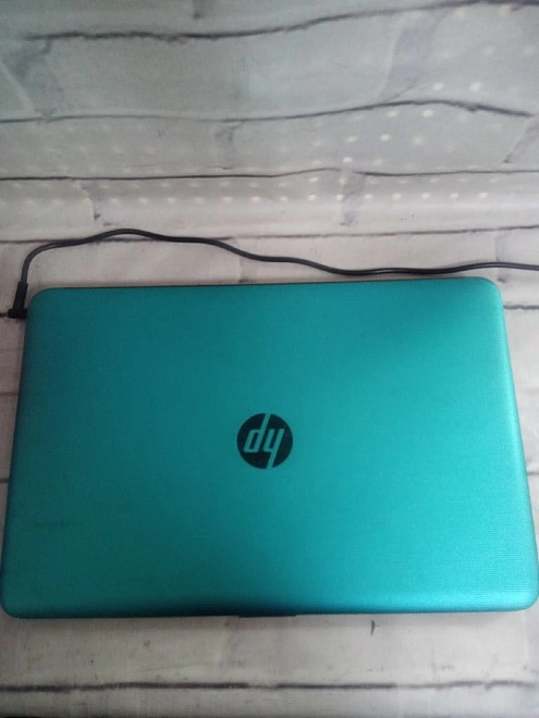 Ноутбук HP AMD E2-7110/Radeon R2/ОЗУ 8Гб/HDD 500Гб