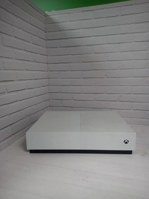 Игровая приставка X-Box One Microsoft Xbox Series S 1TB SSD , геймпад белый