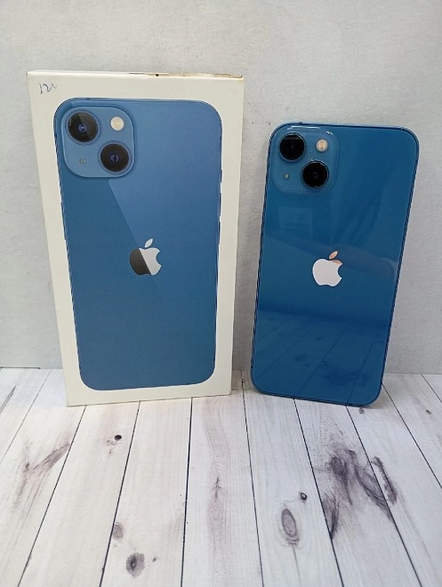 Смартфон Apple  iPhone 13 128 ГБ