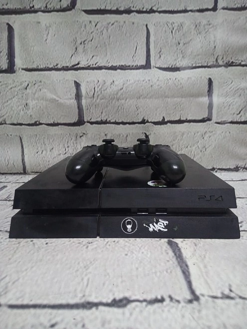 Игровая приставка PS4 Sony PlayStation 4 500Gb