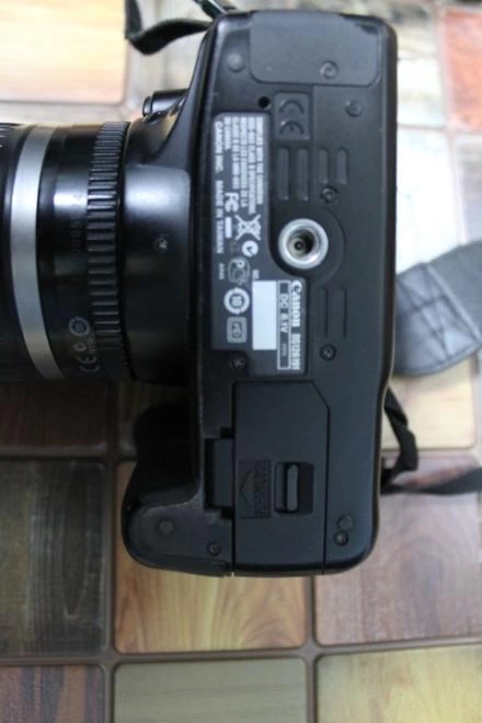 Фотоаппарат зеркальный Canon EOS 1000D