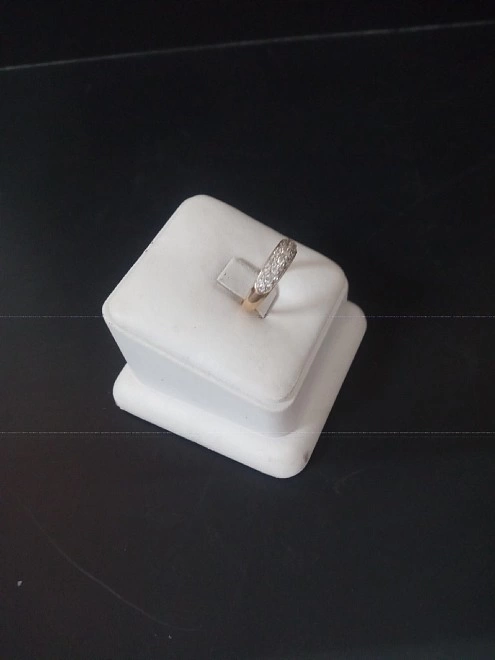 Кольцо золотое с камнями  585пр. 2,195гр. (ФМ)