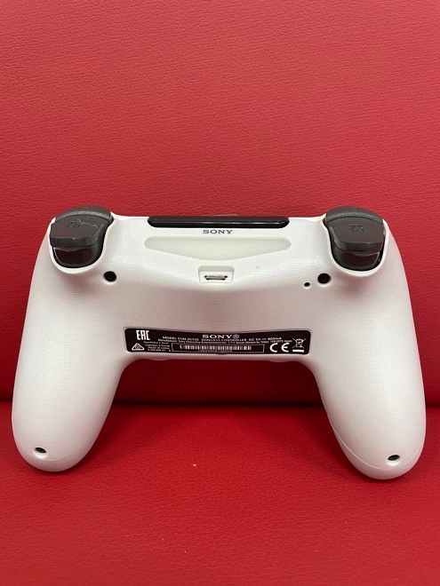 Геймпад Sony Sony PlayStation 4 (белый)