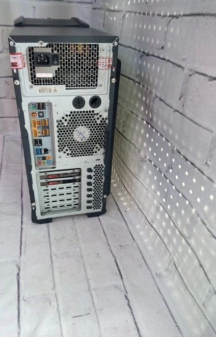 Системный блок Zalman Phenom II X4 955/3.20GHz/8Gb/931Gb/Radeon HD 5