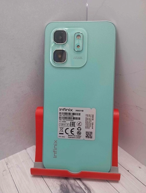 Смартфон Infinix  HOT 50i 128 гб