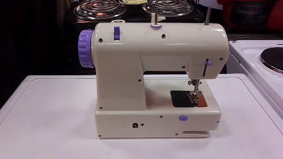 Швейная машина First  FA-5700-1 