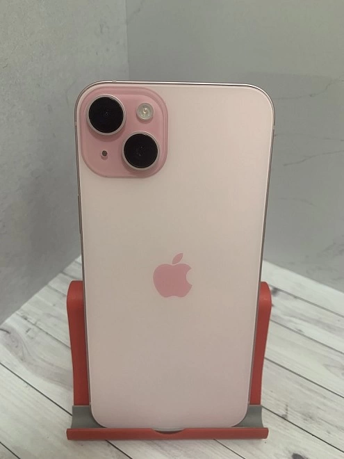 Смартфон Apple iPhone 15 Plus 6/128Gb