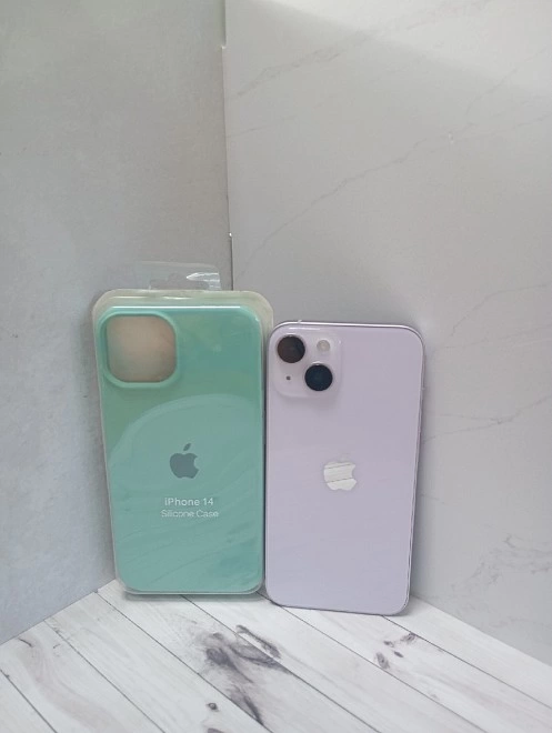 Смартфон Apple  iPhone 14 256 ГБ