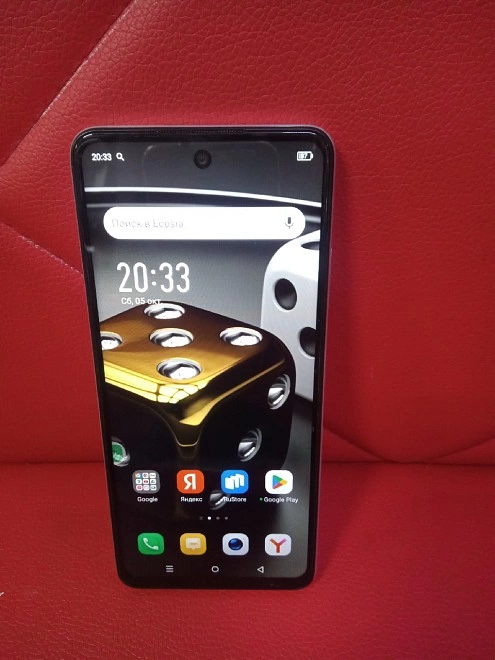 Смартфон Infinix Smart 8 Plus 4/64 Galaxy White X6526