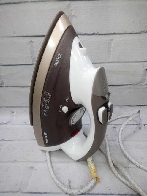 Утюг Vitek VT-1244