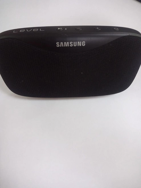 Портативная акустика Samsung EP-SG930