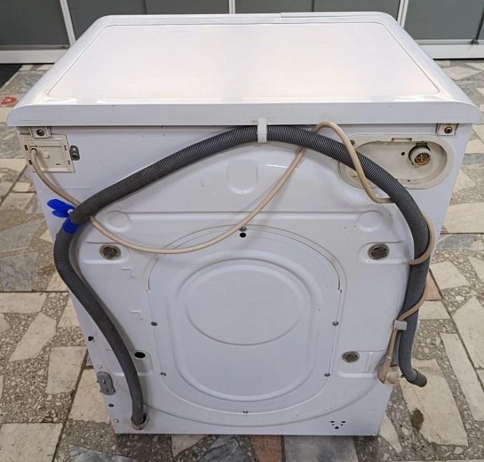 Стиральная машина Indesit BWSE 61051
