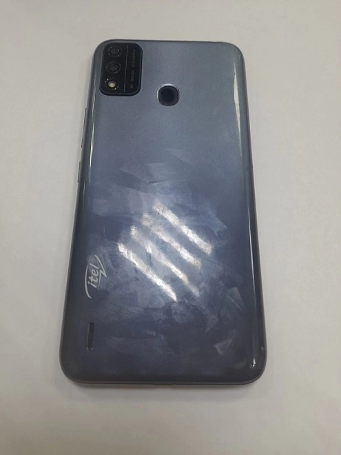 Смартфон Itel A48  2/32Gb