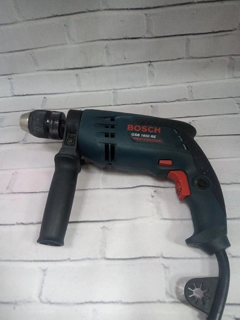 Дрель ударная Bosch GSB 1600 RE