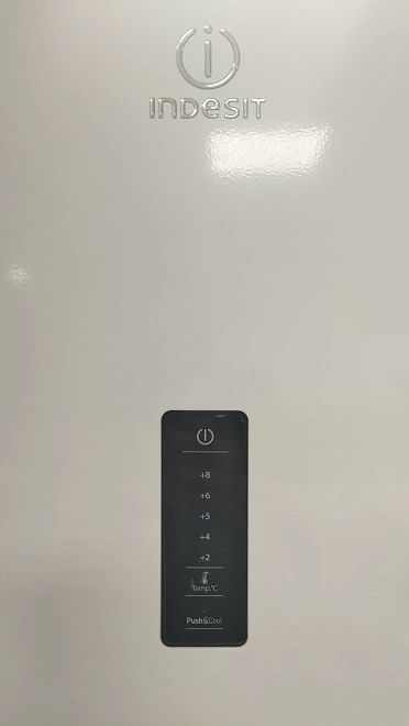 Холодильник Indesit DS 3200 W