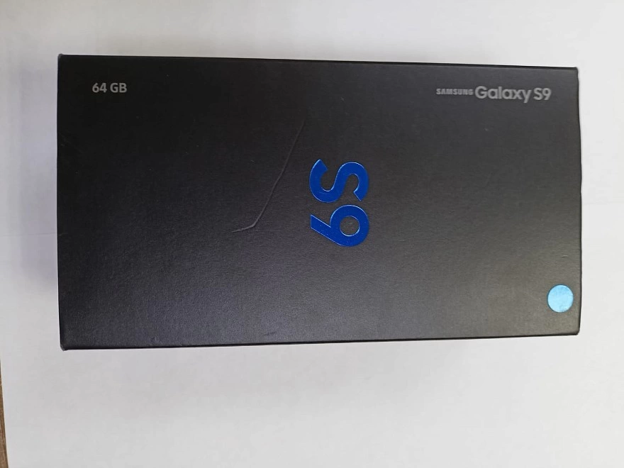 Смартфон Samsung Galaxy S9