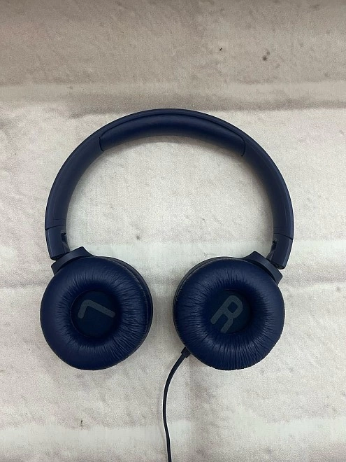 Наушники JBL Tune 670NC