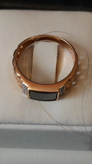 Печатка золотая с камнями  585пр 19,5р-р 4,69гр (ФМ)