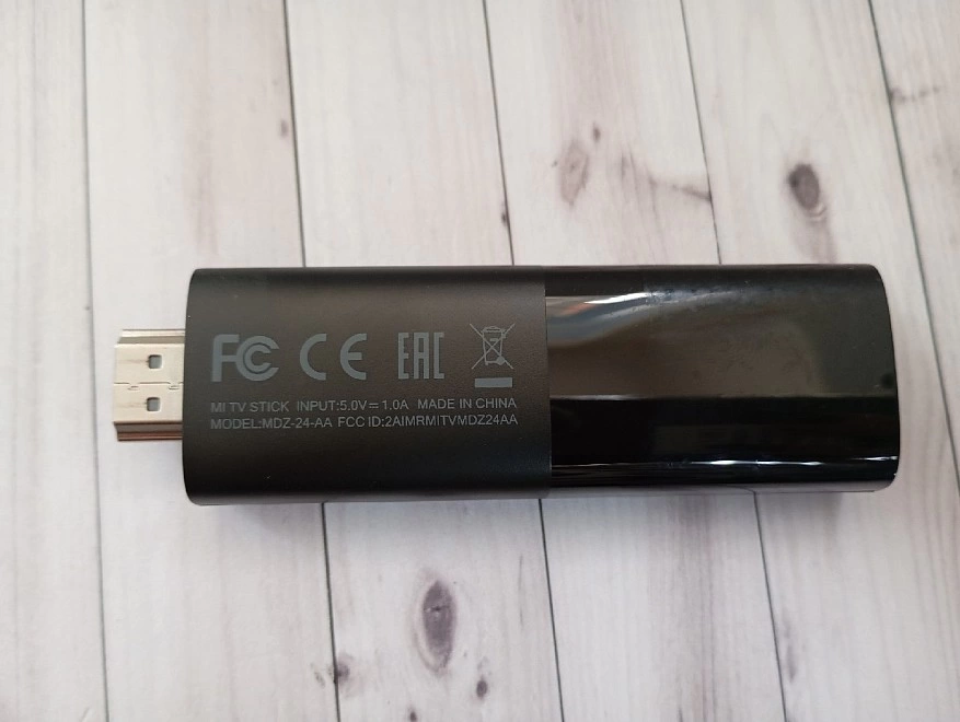 Приставка для цифрового ТВ Xiaomi Mi TV Stick MDZ-24-AA