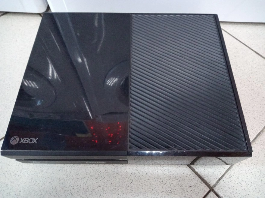 Игровая приставка XBOX  One