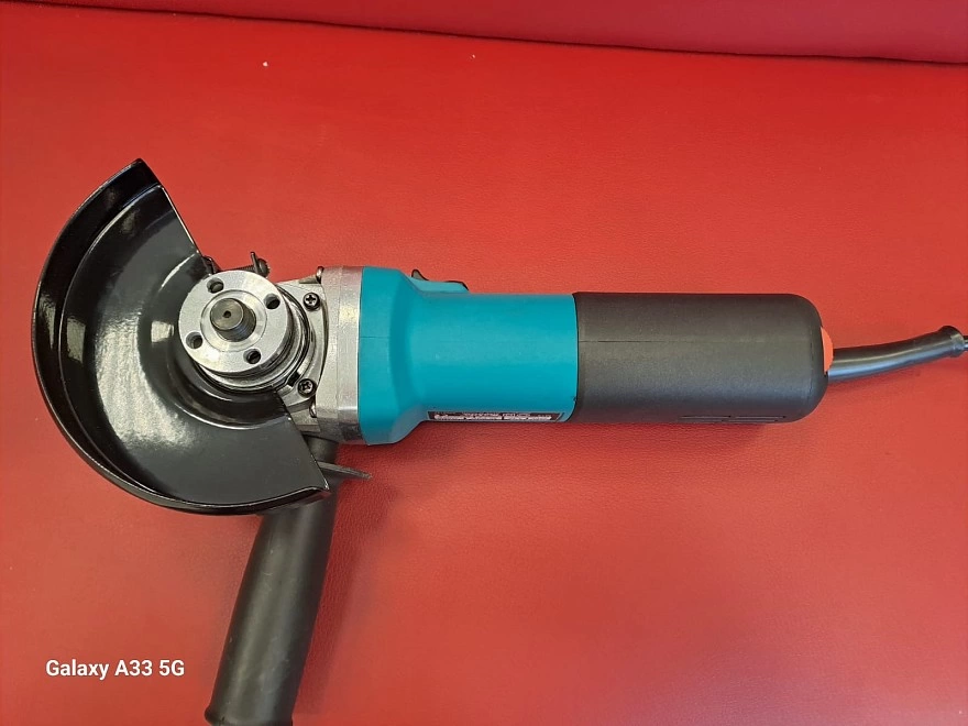 Болгарка Makita 9558HN 125 мм, 840 Вт
