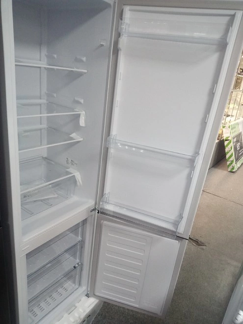Холодильник Beko B1RCSK312W