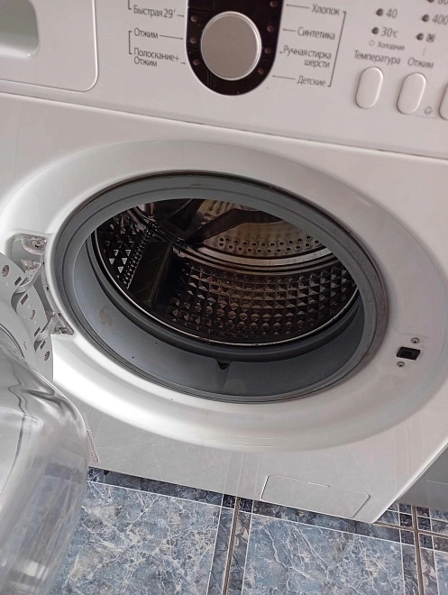 Стиральная машина Samsung WF8590NMW9