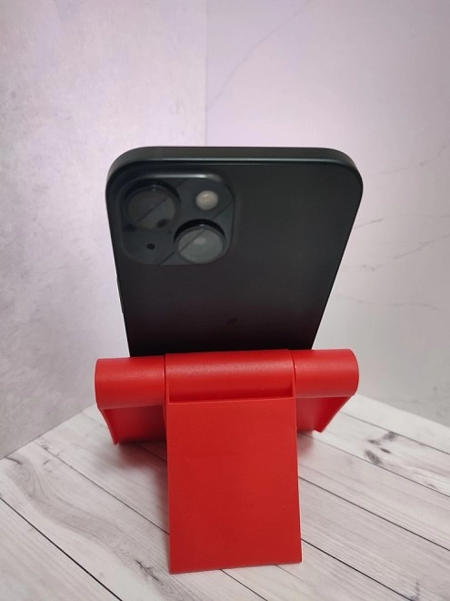 Смартфон Apple iPhone 15 6/128Gb