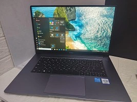 Ноутбук HUAWEI i3-1115G4/3.0GHz/240ssd/ram8\HD