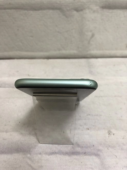 Смартфон Apple iPhone 11 4/128Gb