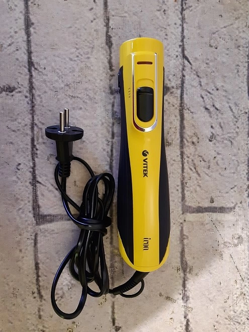 Фен Vitek VT-25009 Y