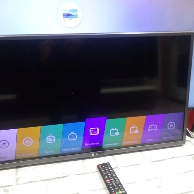 Телевизор LG 32LH513U