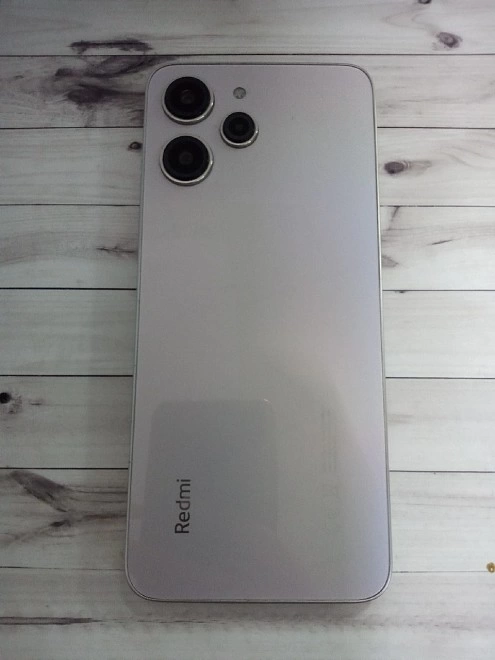 Смартфон Xiaomi Redmi 12