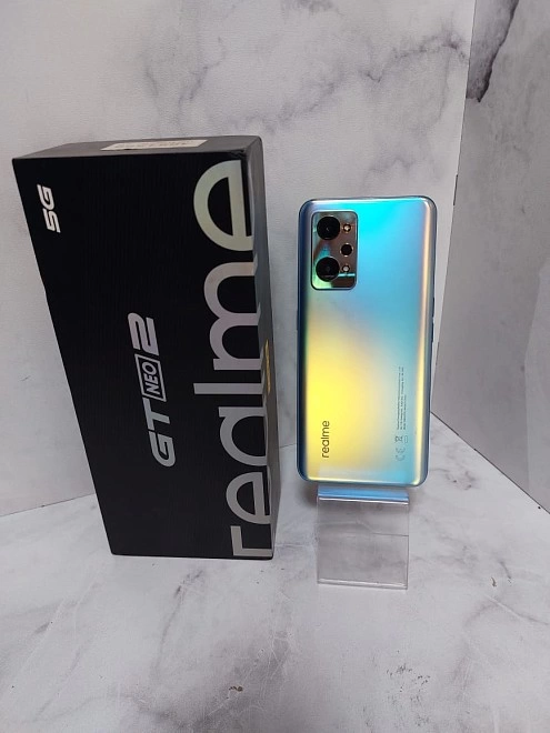 Смартфон Realme RMX3370