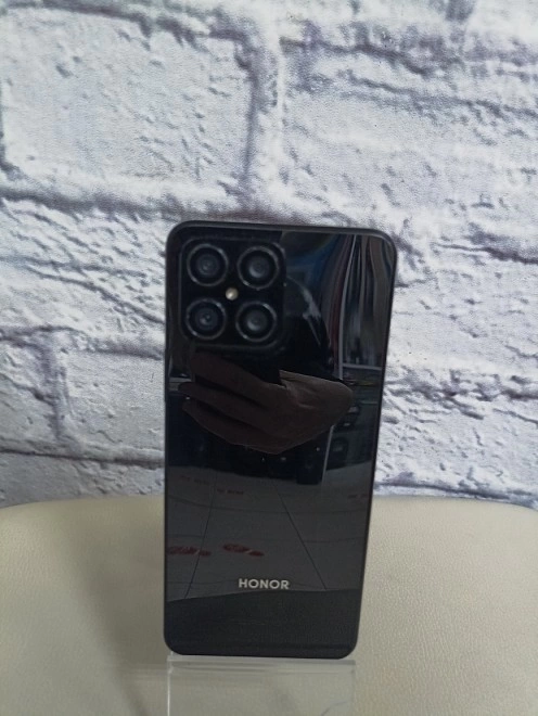 Смартфон Honor X8