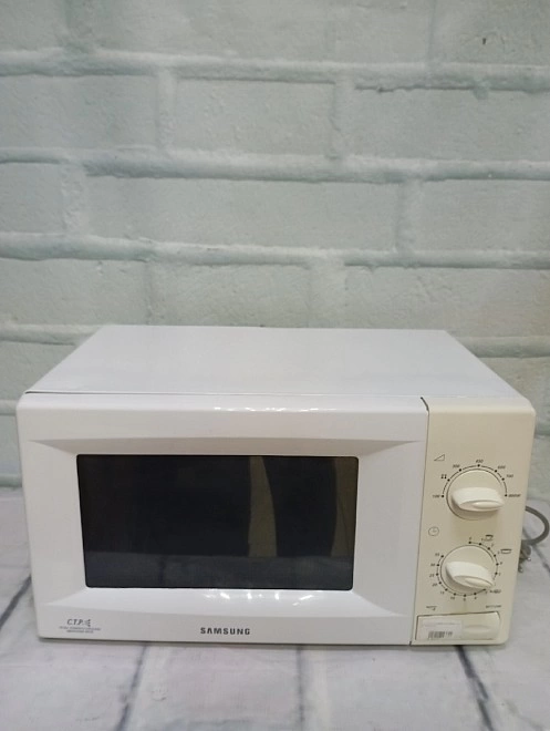 Микроволновая печь Samsung M1712NR