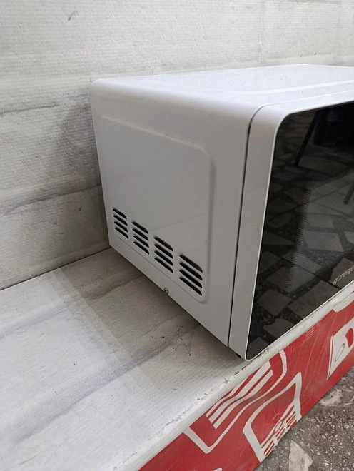 Микроволновая печь Gorenje MO17E1W