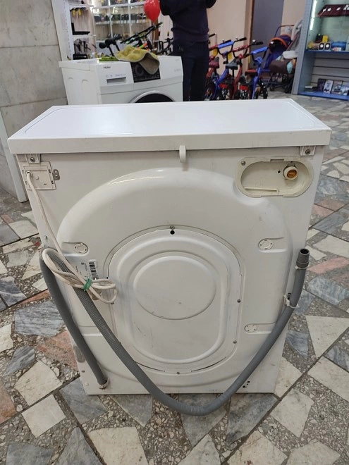Стиральная машина Indesit IWUB 4085(Cis)