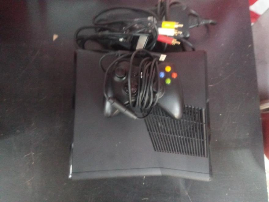 Игровая приставка Microsoft X-box 360 250Gb