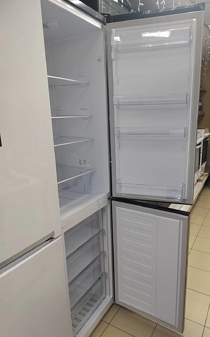 Холодильник Beko B1RCSK332G
