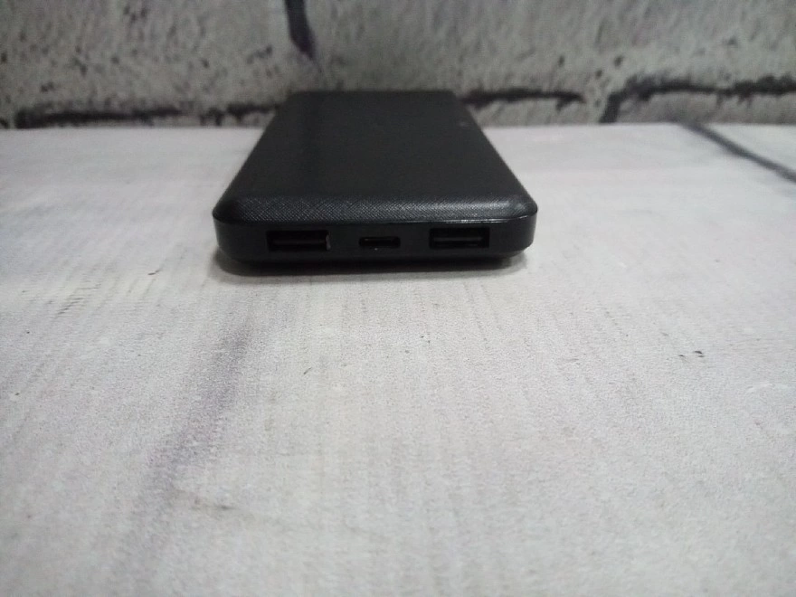 Зарядное устройство для телефона Rivacase 10000 mAh