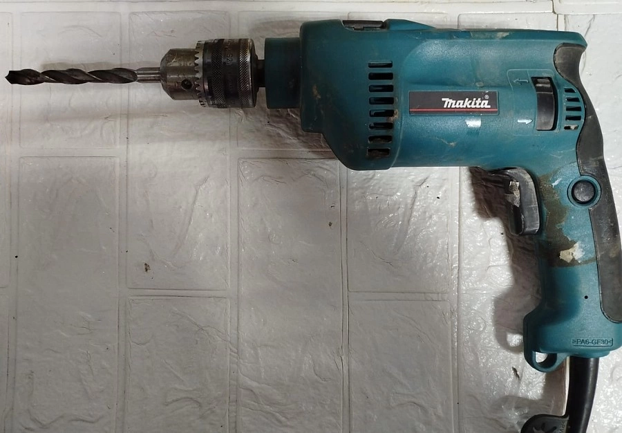 Электродрель Makita HP1620