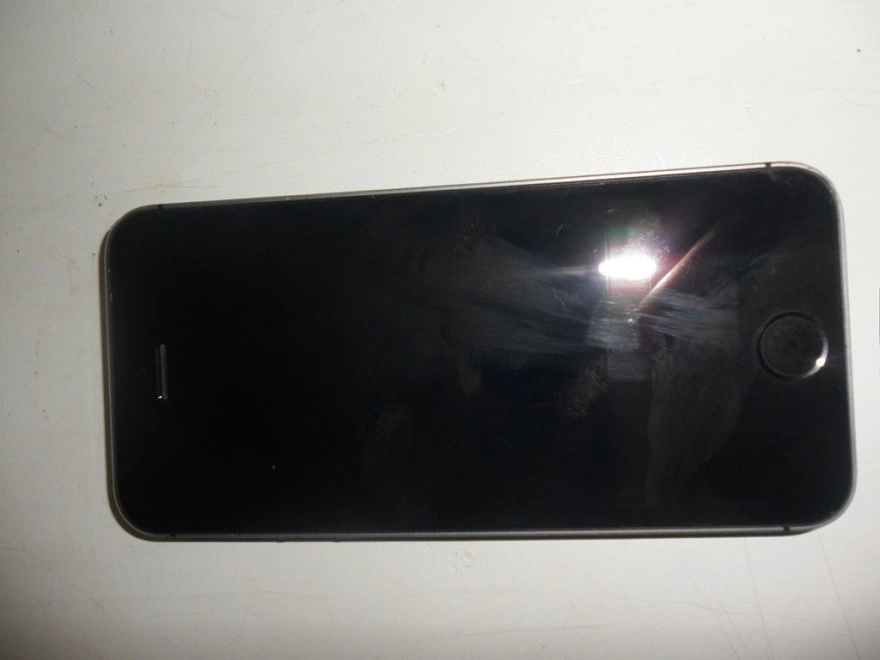 Смартфон  Apple iphone 5s