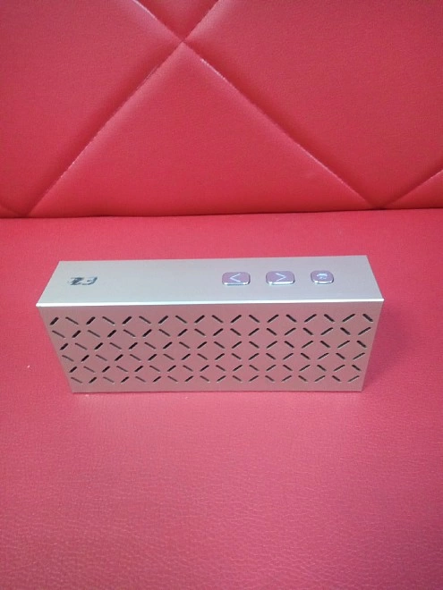 Портативная акустика Wireless speaker Z3 5V.