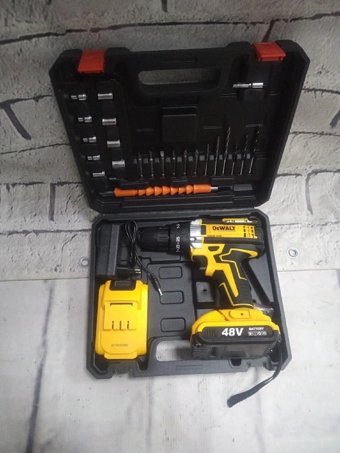 Шуруповерт DeWALT 18-25N.M